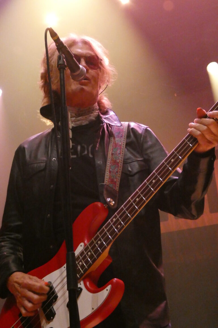 Glenn Hughes